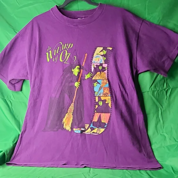 Vintage Single Stitch Wizard Of Oz Wicked Witch T Shirt Size XL USA Purple